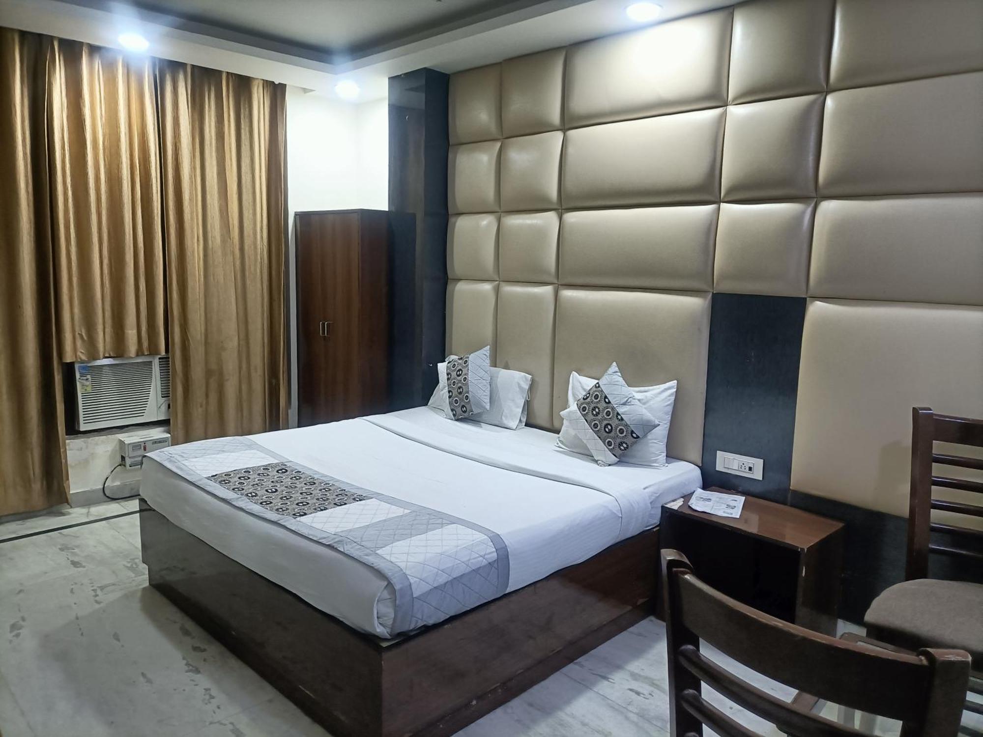 Le Mount Near Igi Airport Delhi