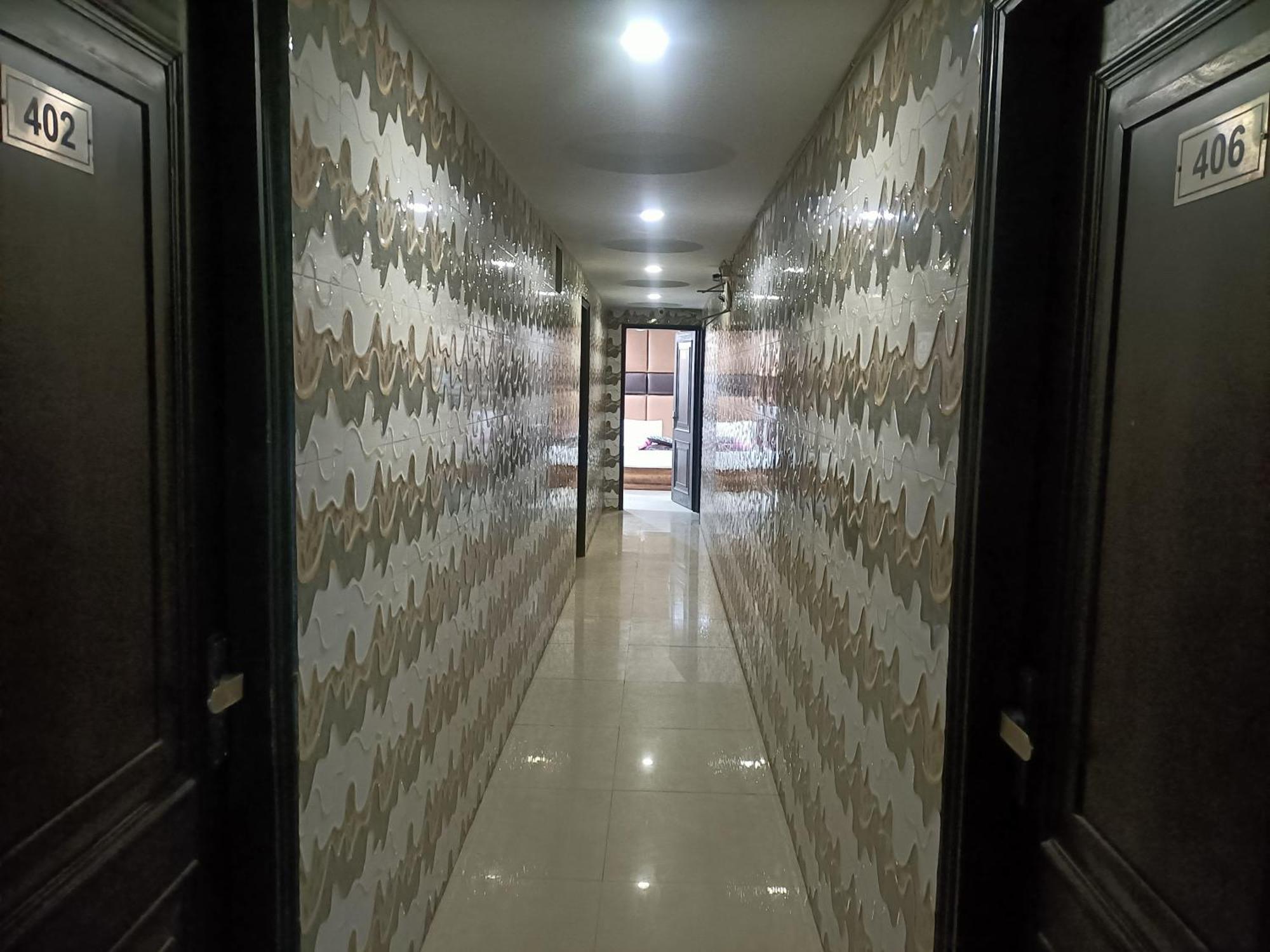 Hotel Le Mount Near Igi Airport Delhi New Delhi