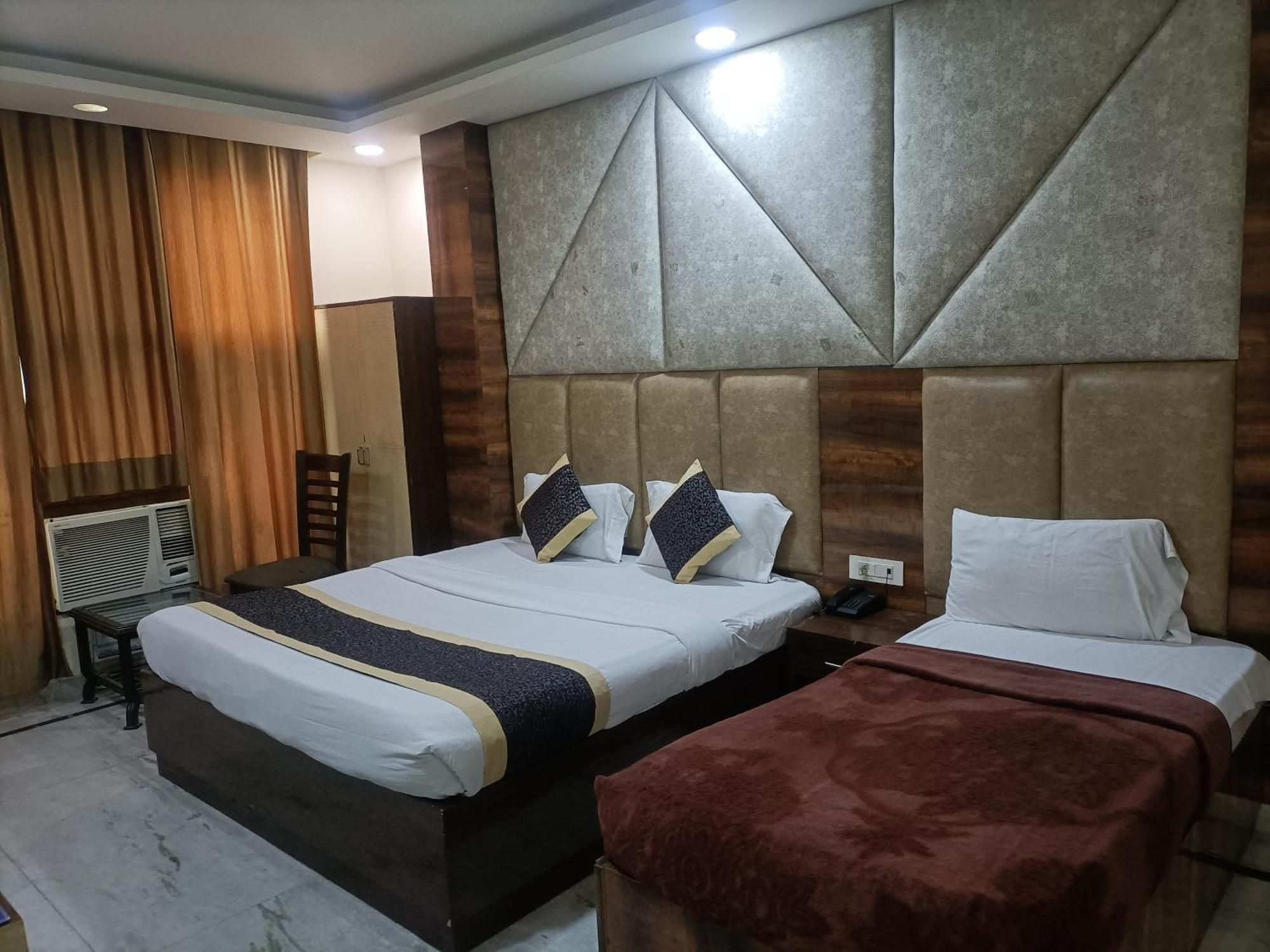 Le Mount Near Igi Airport Delhi New Delhi